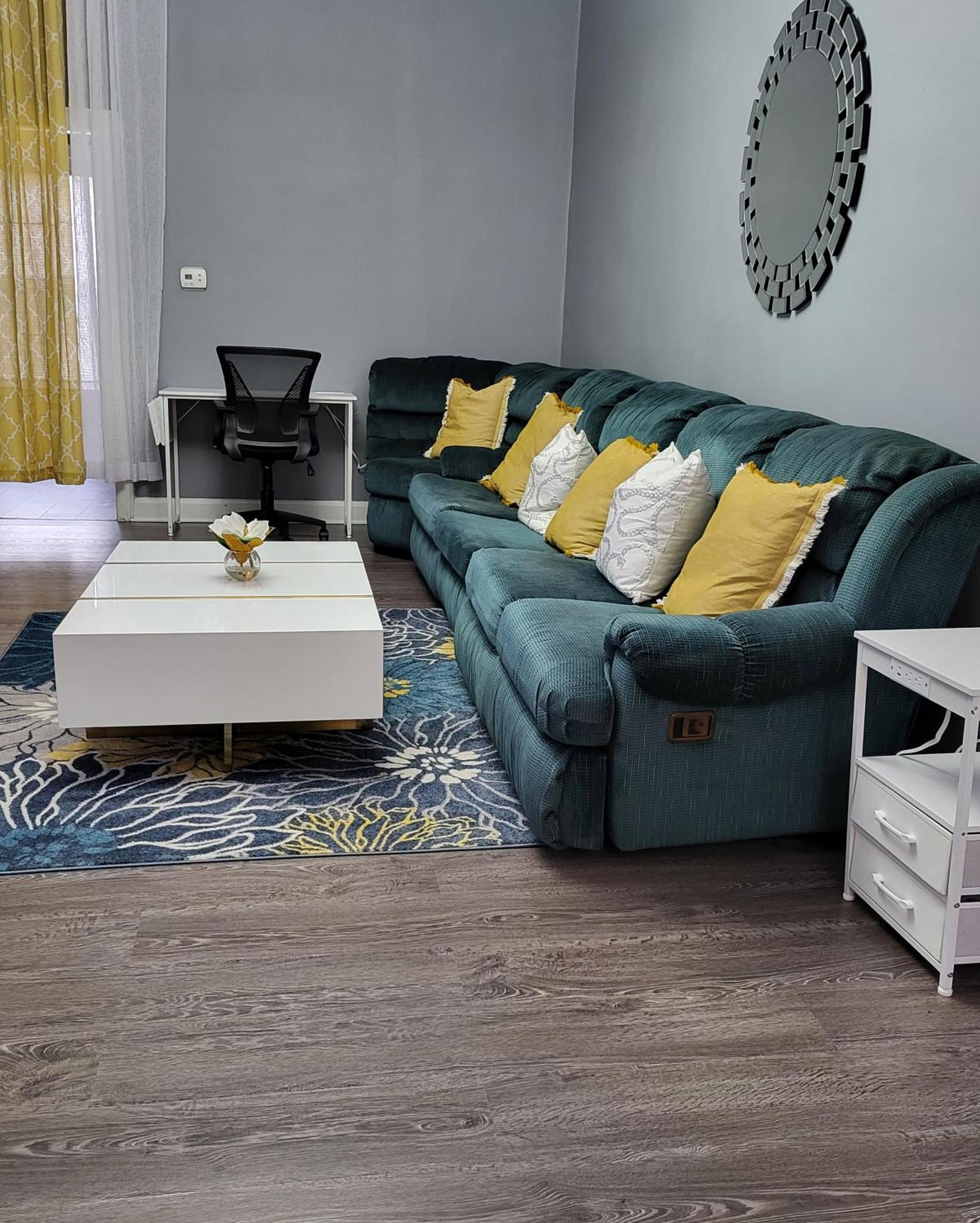 1 Bedroom In Columbus Osu District, Free Parking, Kitchen, Washer And Dryer, Central Location, Downtown, Hospital, Expocenter, Osu Stadium Ngoại thất bức ảnh